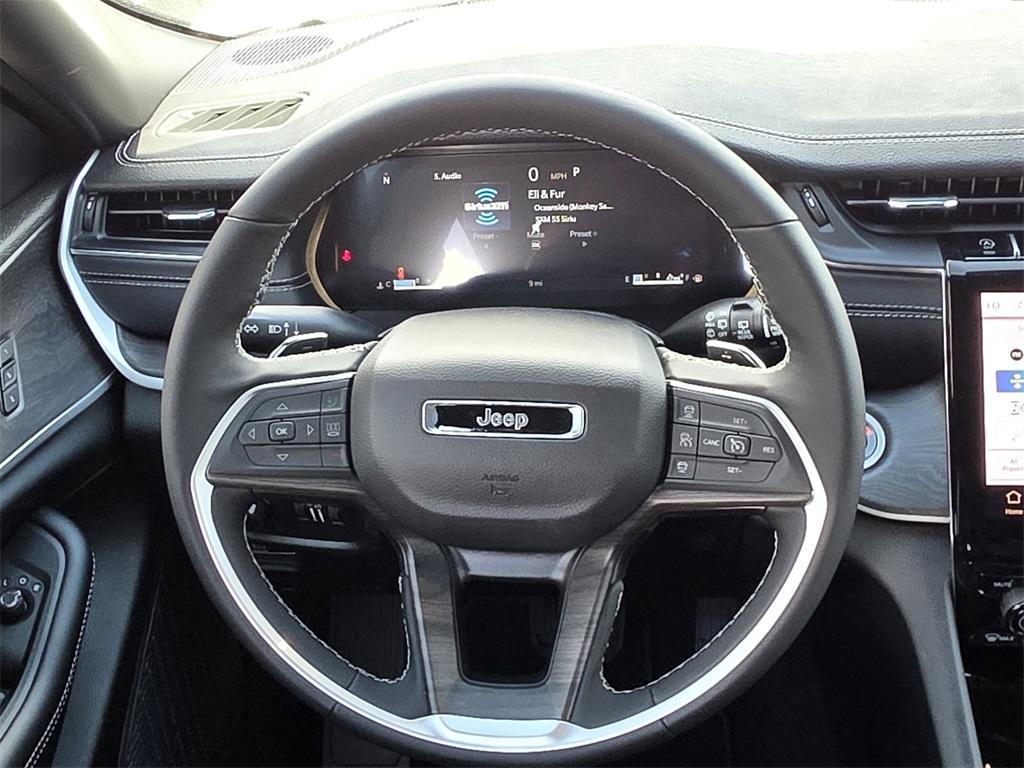 new 2025 Jeep Grand Cherokee car, priced at $41,115