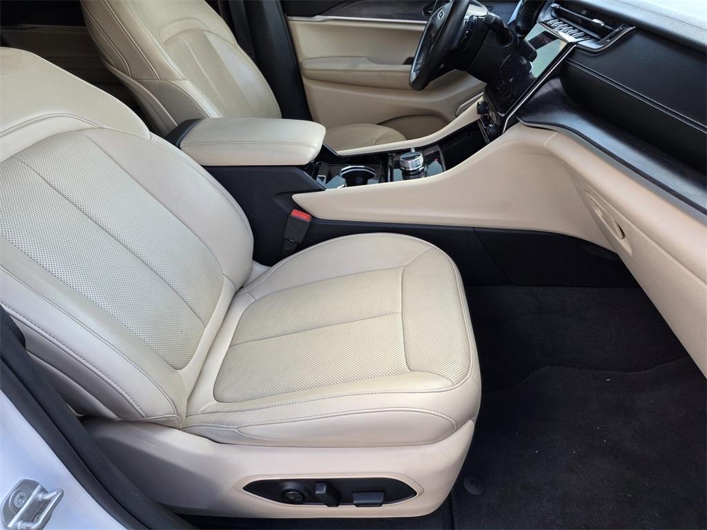 used 2021 Jeep Grand Cherokee L car, priced at $27,945
