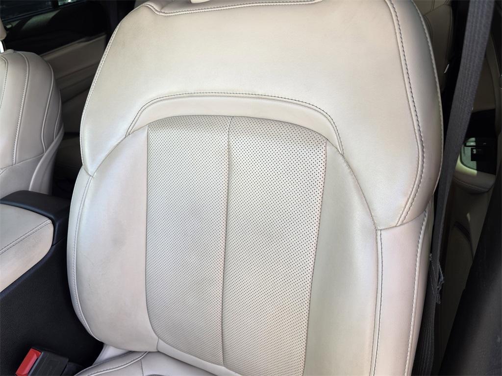 used 2021 Jeep Grand Cherokee L car, priced at $27,945