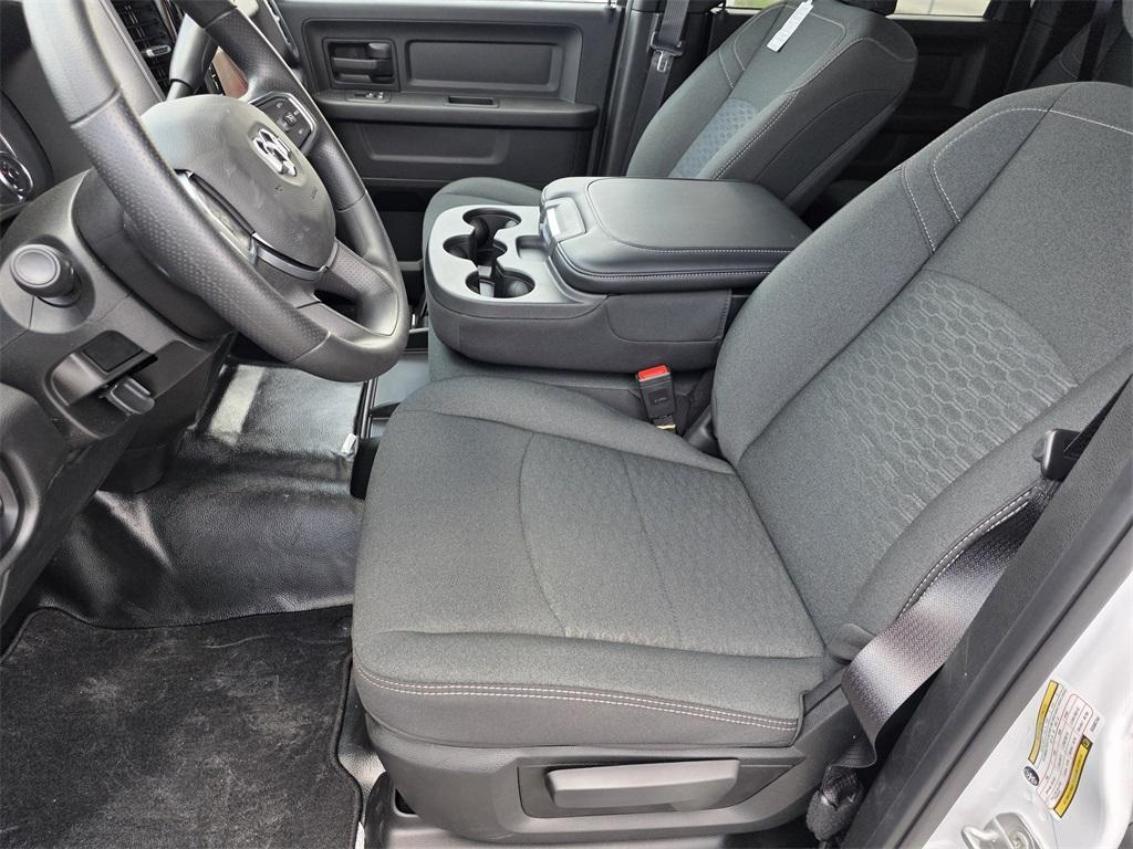 new 2025 Ram 2500 car, priced at $61,052