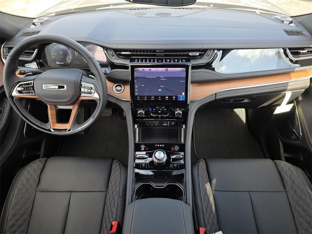 new 2025 Jeep Grand Cherokee car, priced at $57,885