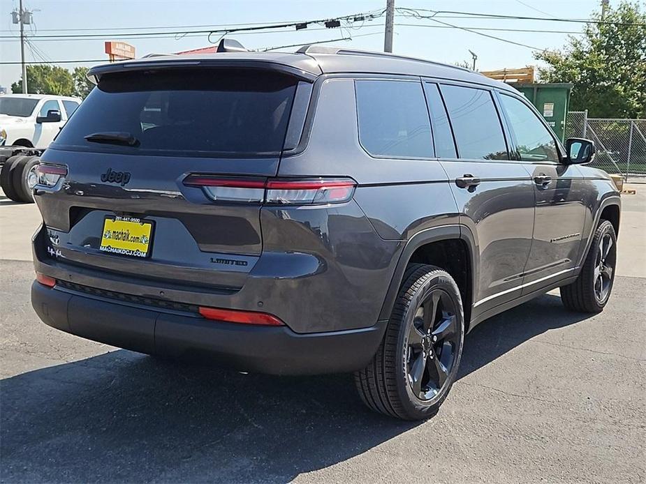 new 2024 Jeep Grand Cherokee L car, priced at $45,353