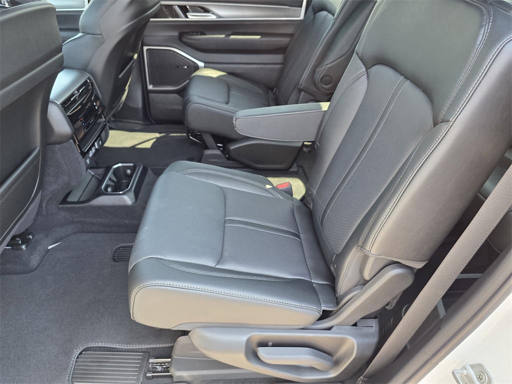 new 2025 Jeep Wagoneer L car, priced at $68,991