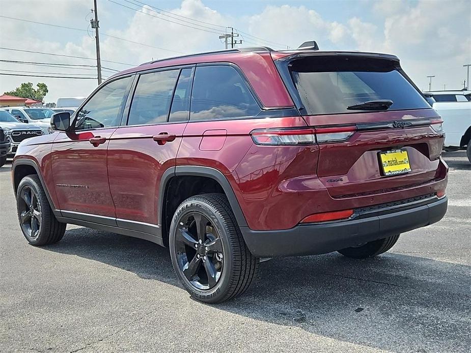 new 2024 Jeep Grand Cherokee car, priced at $42,158