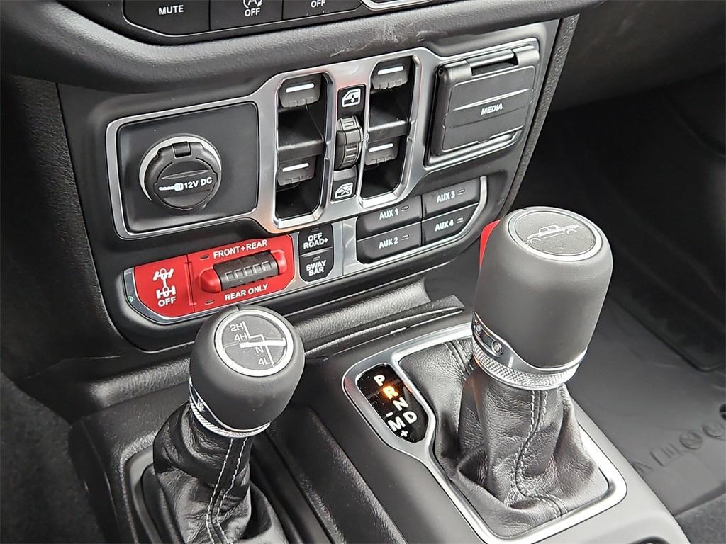 new 2025 Jeep Gladiator car, priced at $44,995