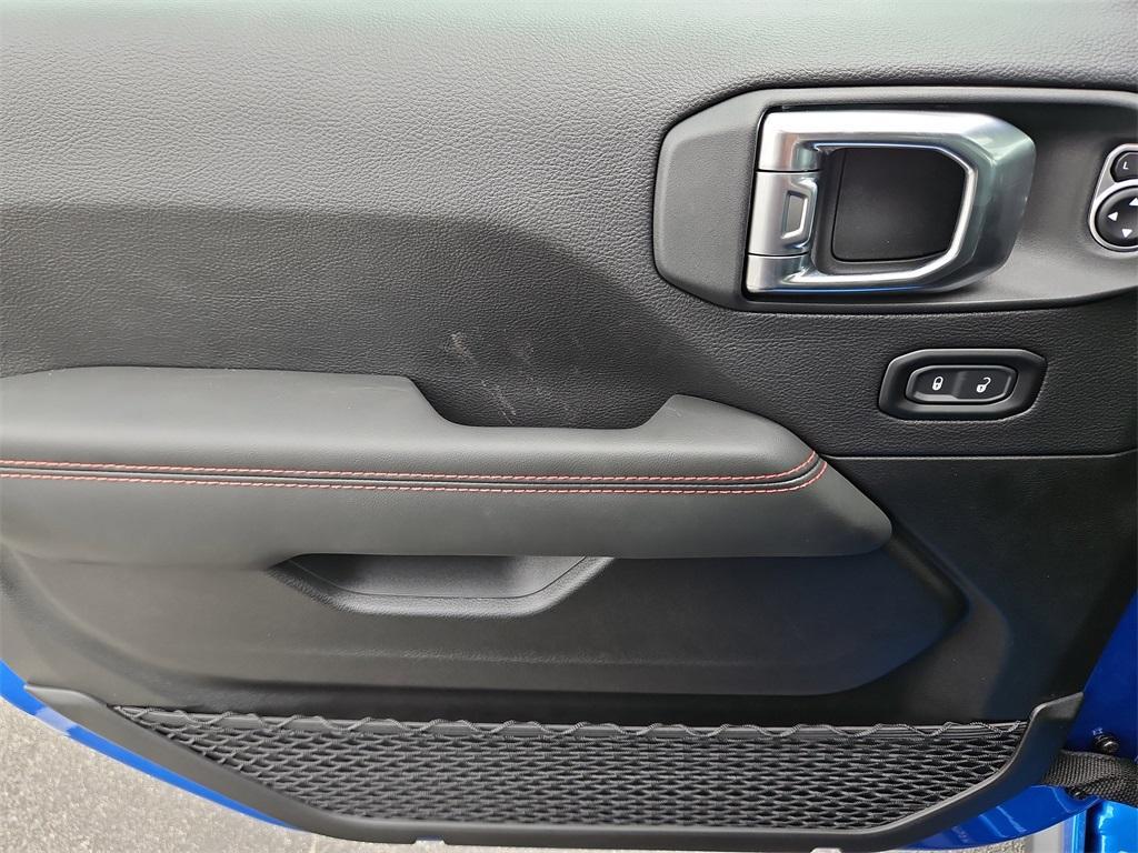 new 2025 Jeep Gladiator car, priced at $44,995