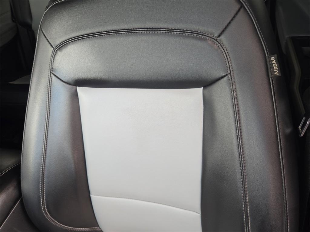 used 2022 Ford Explorer car, priced at $25,499