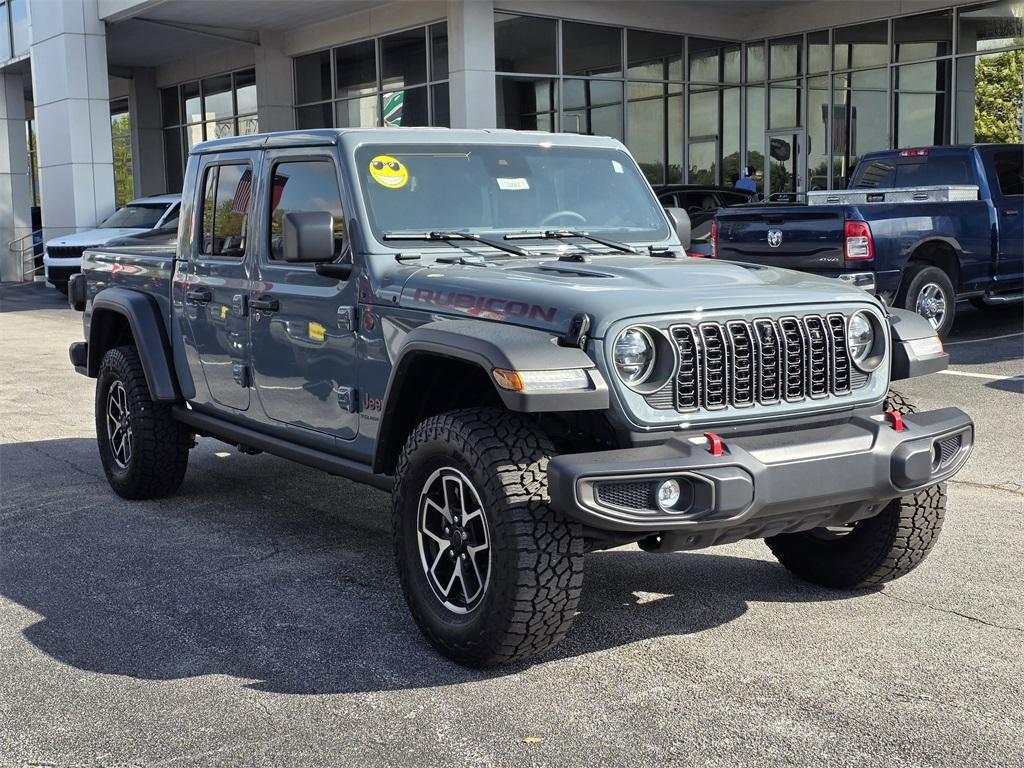 new 2025 Jeep Gladiator car, priced at $47,991