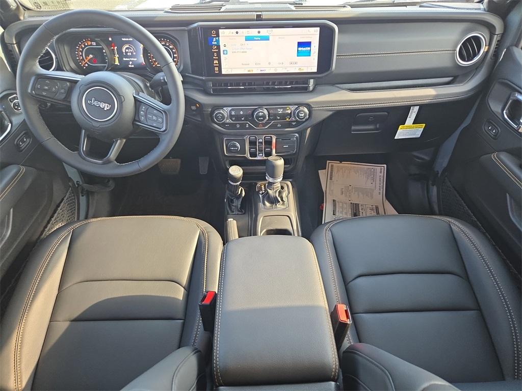 new 2025 Jeep Gladiator car, priced at $41,038