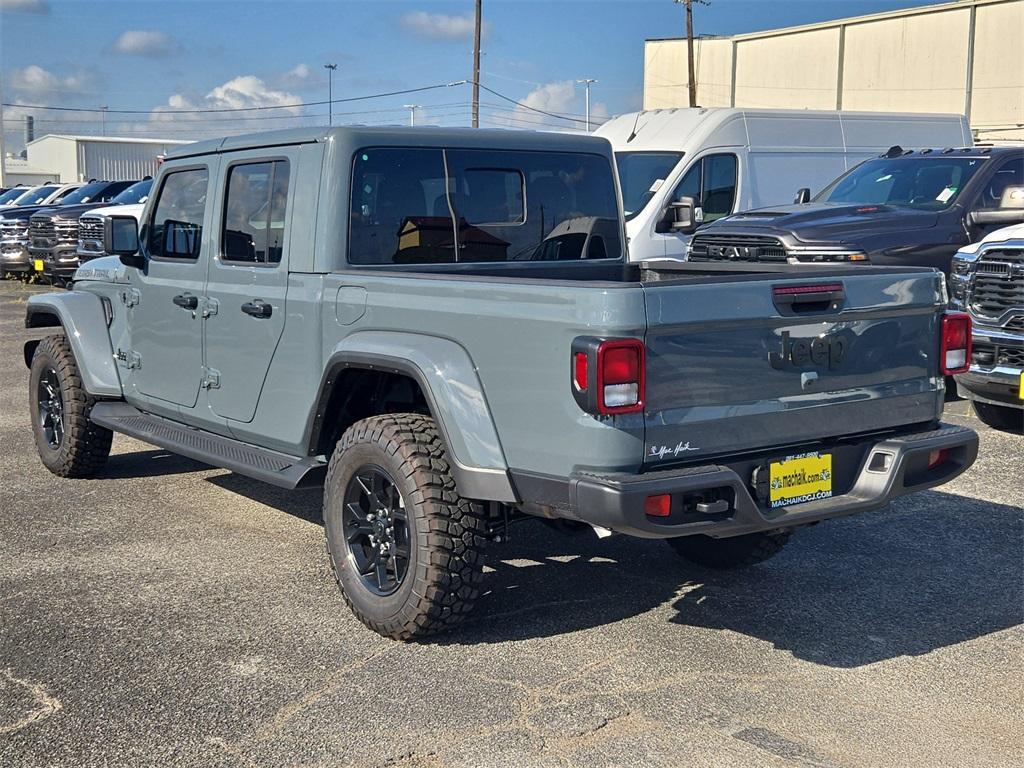 new 2025 Jeep Gladiator car, priced at $41,038