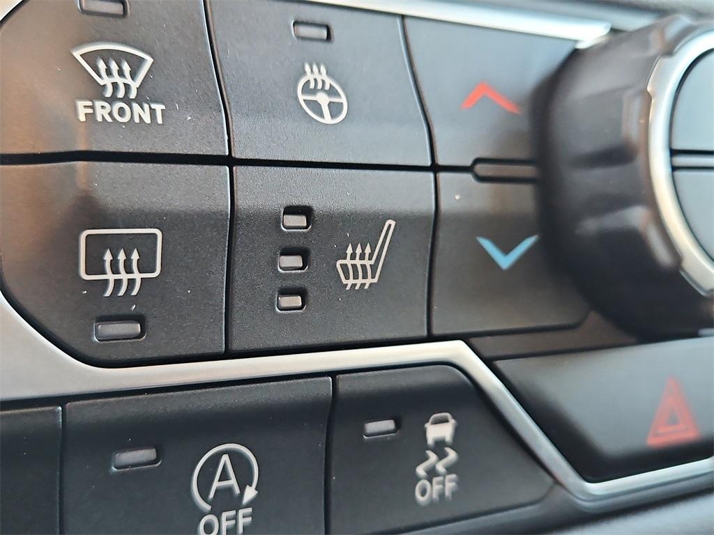 new 2025 Jeep Wrangler car, priced at $48,556