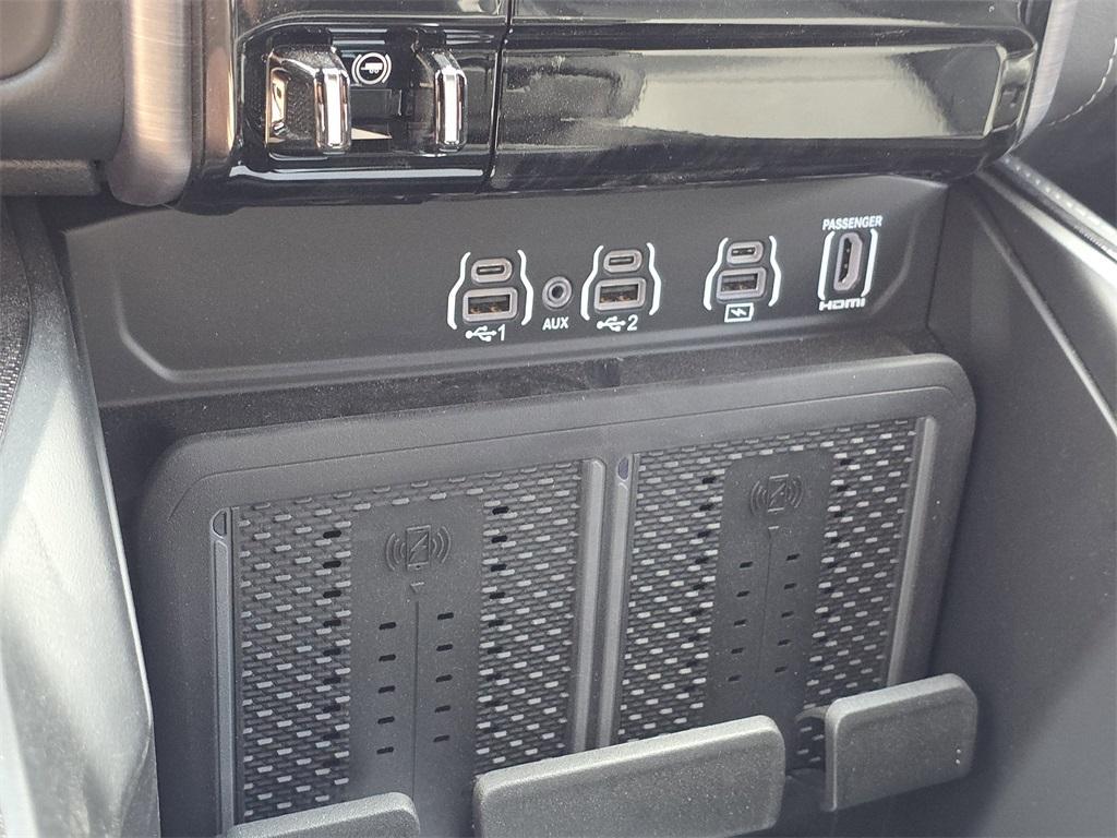 new 2025 Ram 2500 car, priced at $81,760