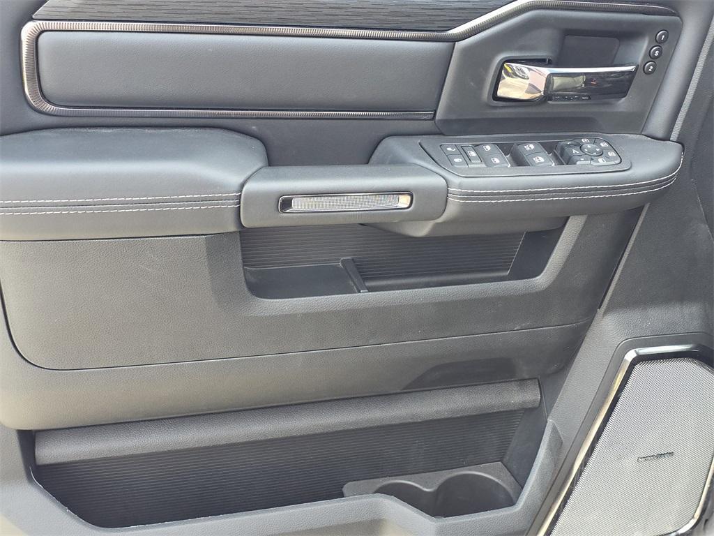 new 2025 Ram 2500 car, priced at $81,760