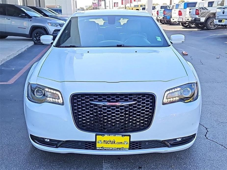 used 2022 Chrysler 300 car, priced at $29,999