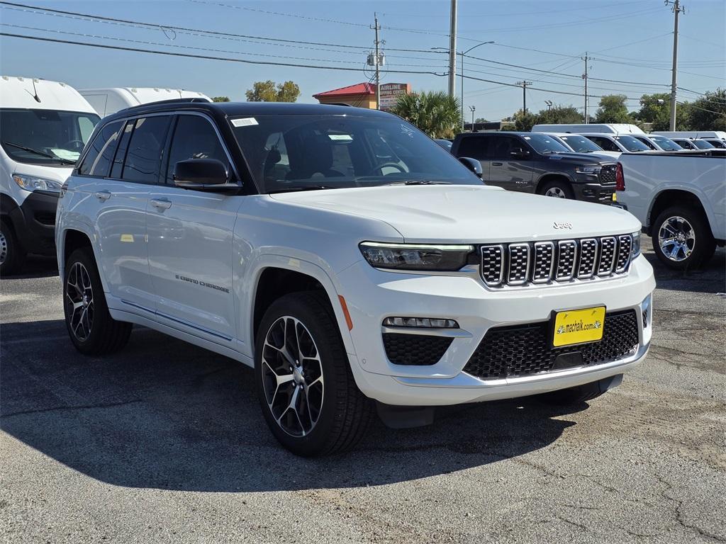 new 2025 Jeep Grand Cherokee car, priced at $57,368
