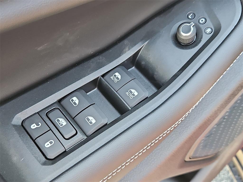 new 2025 Jeep Grand Cherokee car, priced at $40,991