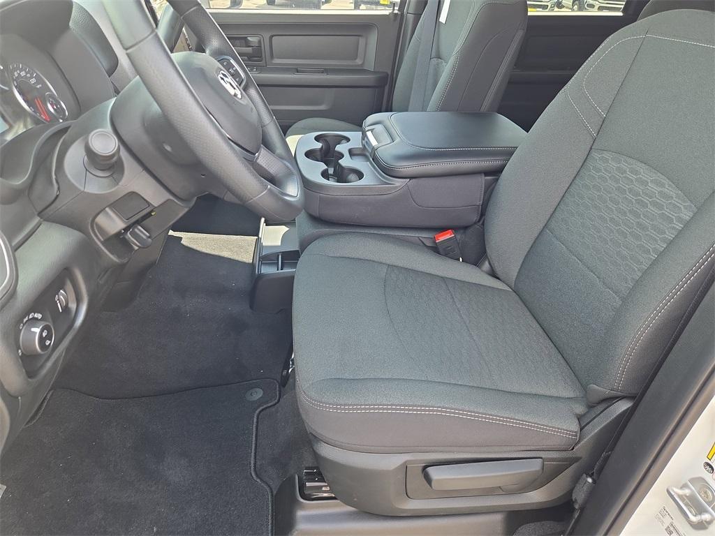 new 2025 Ram 2500 car, priced at $59,991