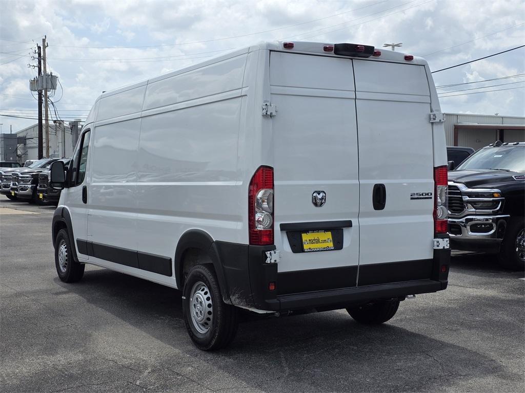 new 2025 Ram ProMaster 2500 car, priced at $45,060