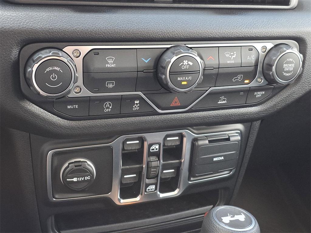 new 2026 Jeep Wrangler car, priced at $39,455