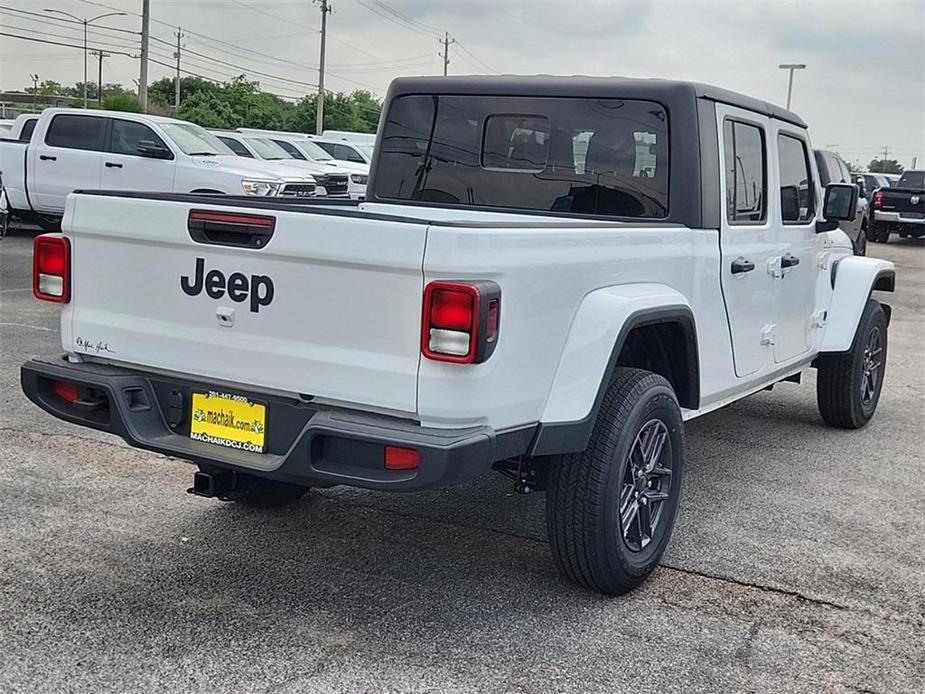 new 2024 Jeep Gladiator car, priced at $43,684