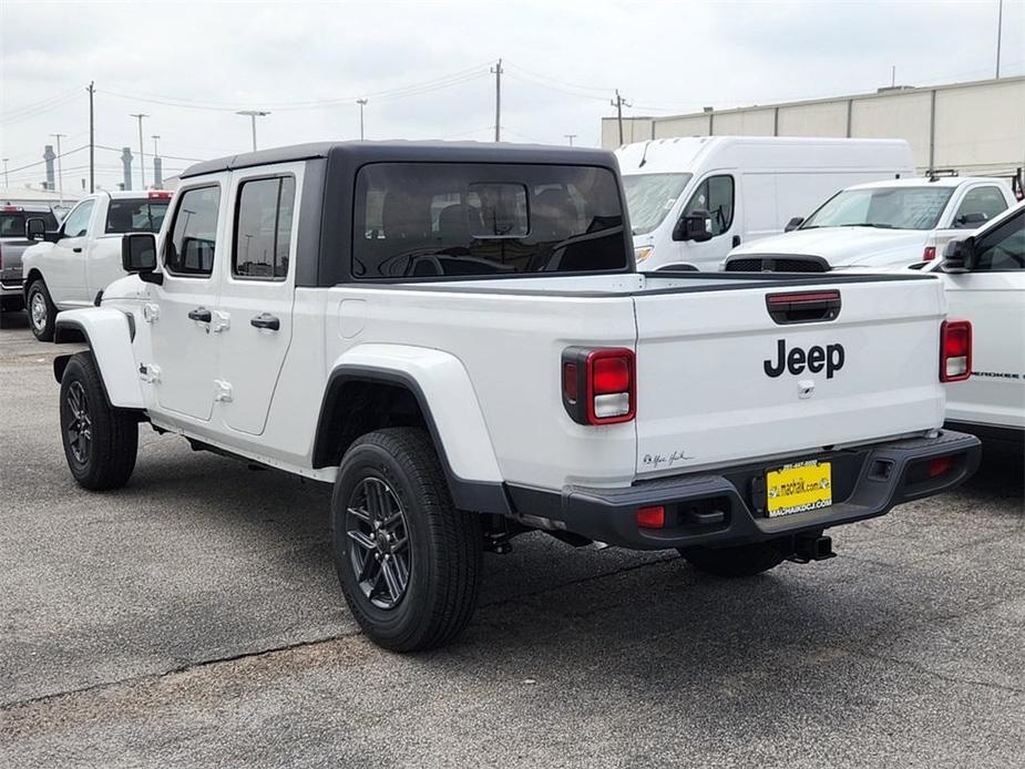 new 2024 Jeep Gladiator car, priced at $43,684