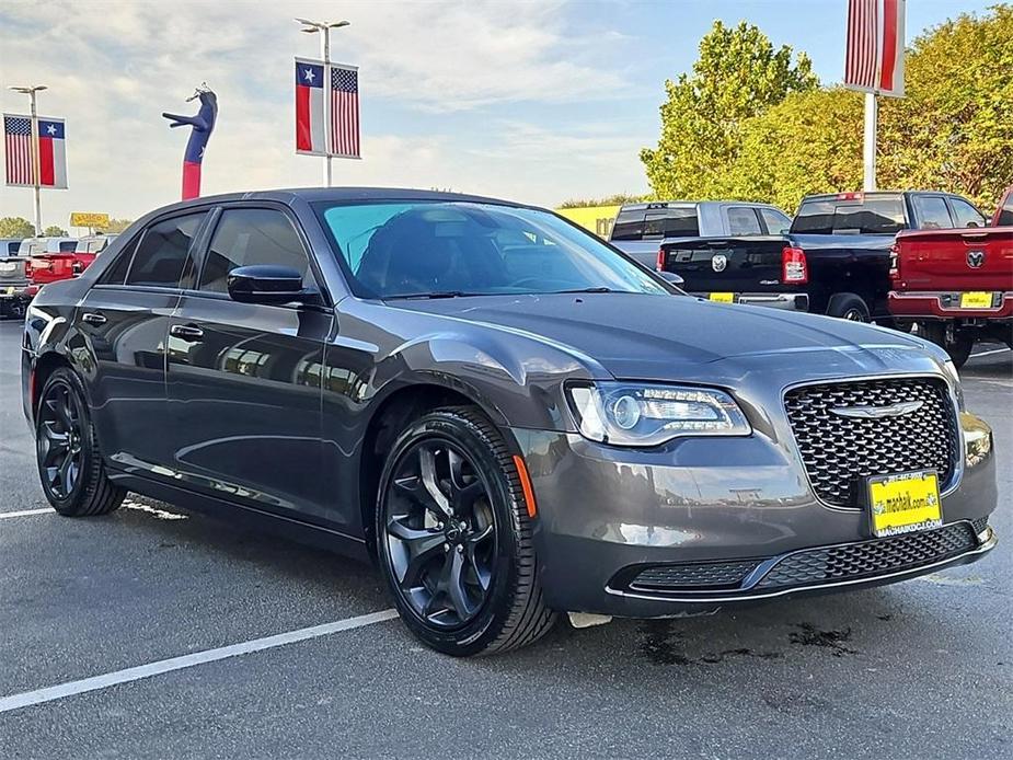 used 2021 Chrysler 300 car, priced at $25,799