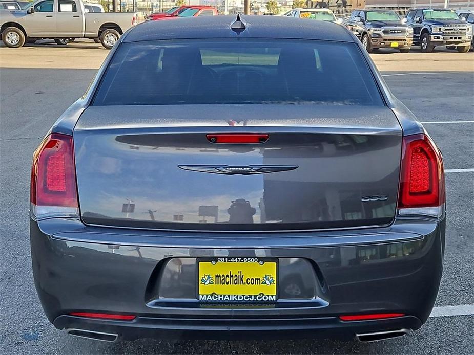 used 2021 Chrysler 300 car, priced at $25,799