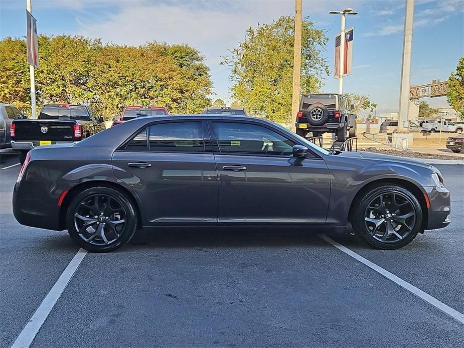 used 2021 Chrysler 300 car, priced at $25,799