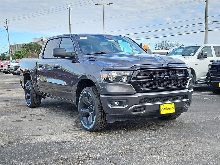 new 2024 Ram 1500 car, priced at $42,025