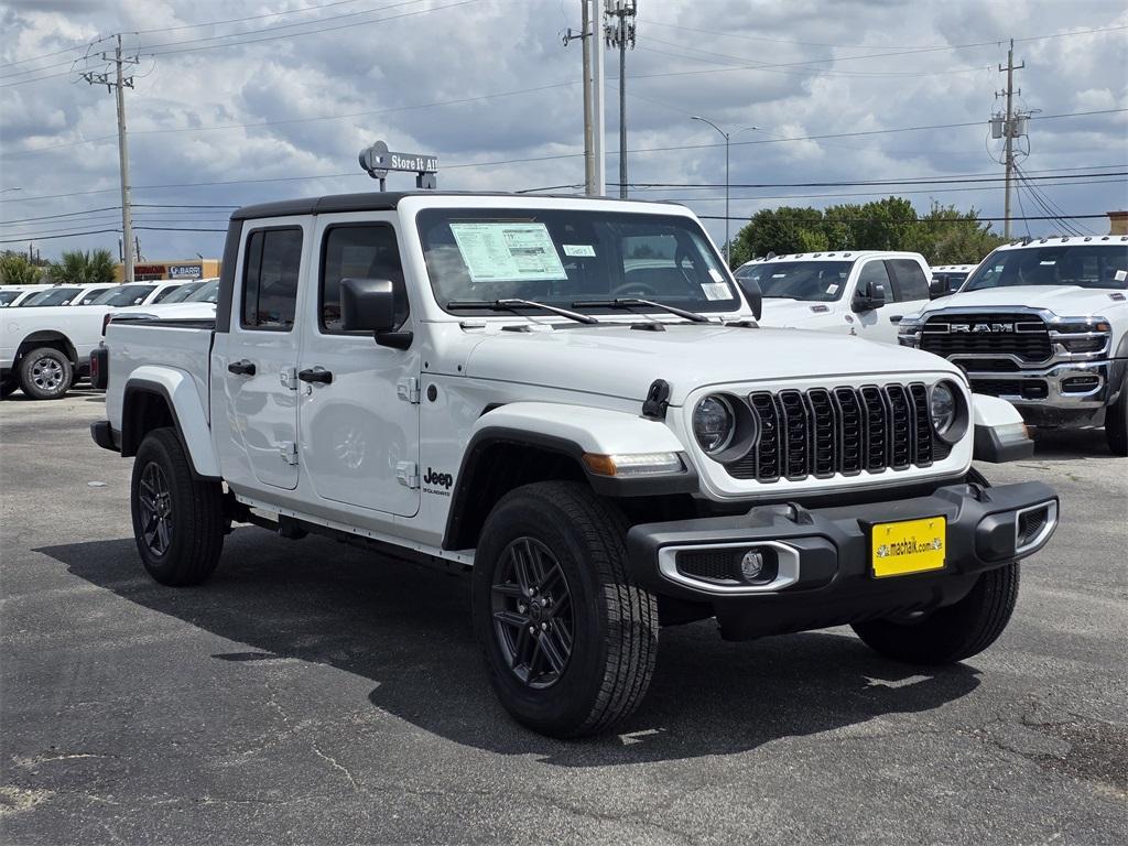 new 2024 Jeep Gladiator car, priced at $39,436
