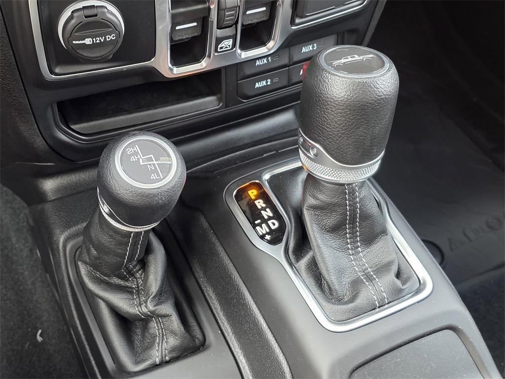 new 2024 Jeep Gladiator car, priced at $39,436