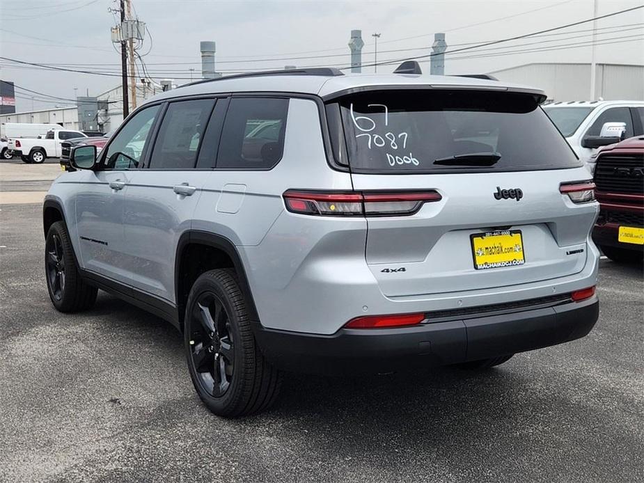 new 2024 Jeep Grand Cherokee L car, priced at $45,353