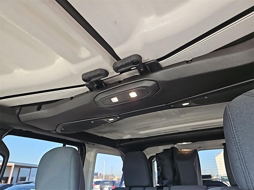 new 2025 Jeep Wrangler car, priced at $39,991