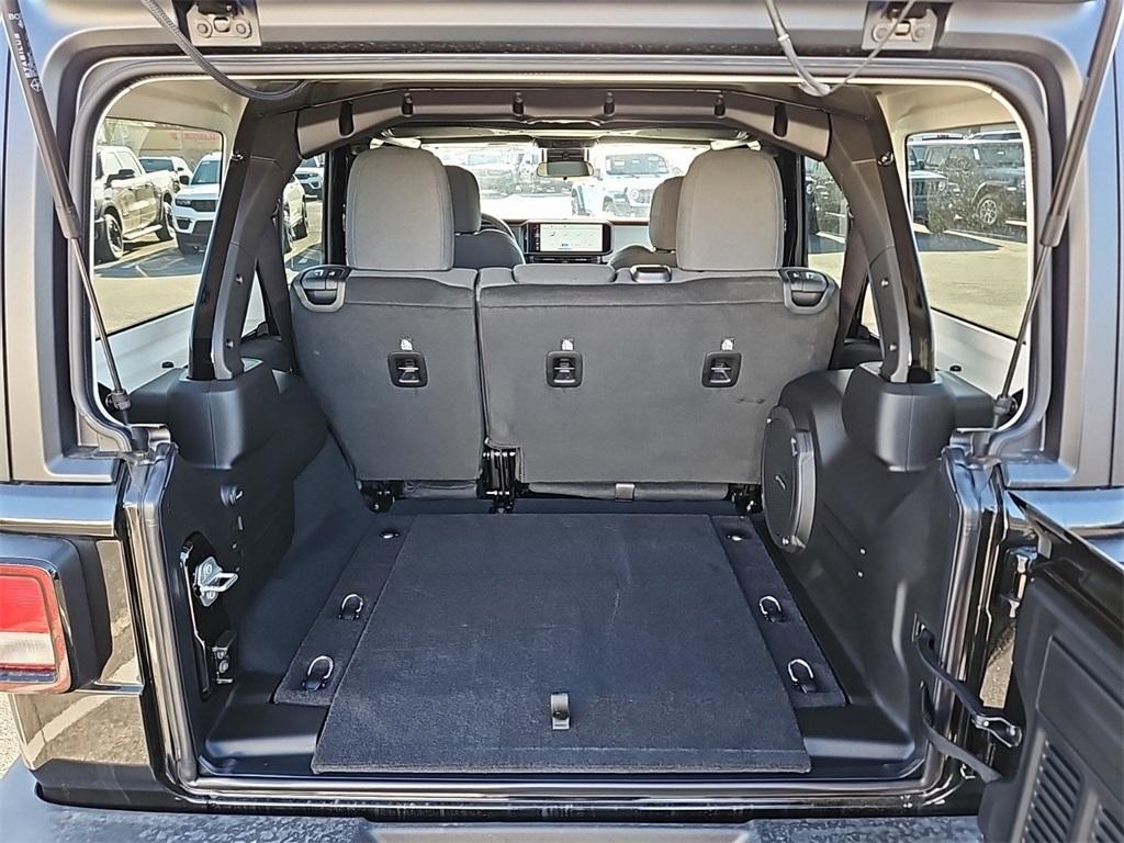 new 2025 Jeep Wrangler car, priced at $39,991