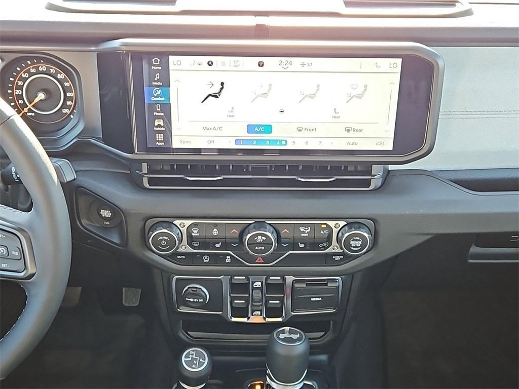 new 2025 Jeep Wrangler car, priced at $39,991