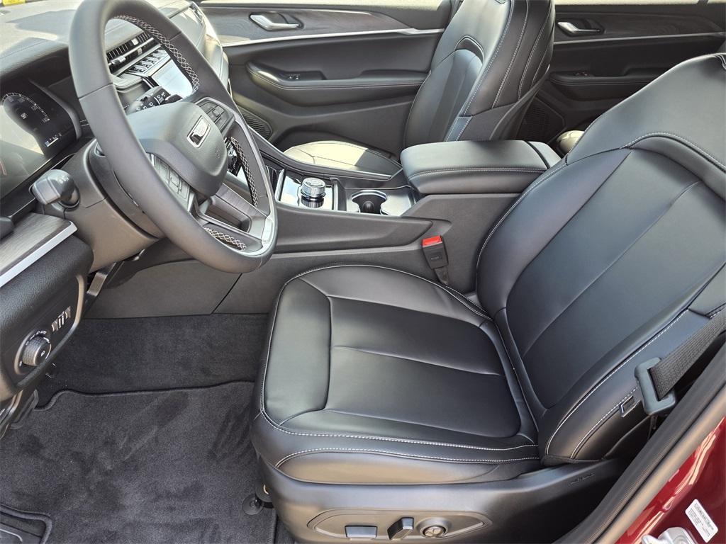 new 2025 Jeep Grand Cherokee L car, priced at $42,991