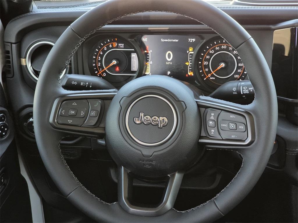 new 2025 Jeep Gladiator car, priced at $40,538