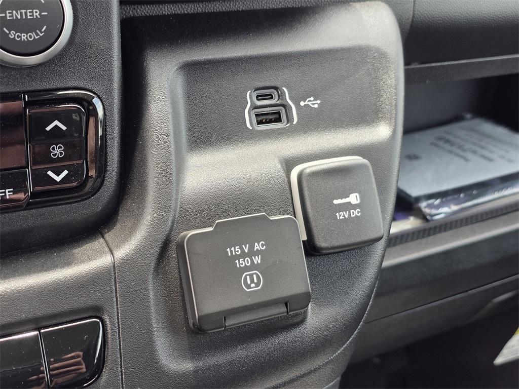 new 2025 Ram ProMaster 2500 car, priced at $45,060