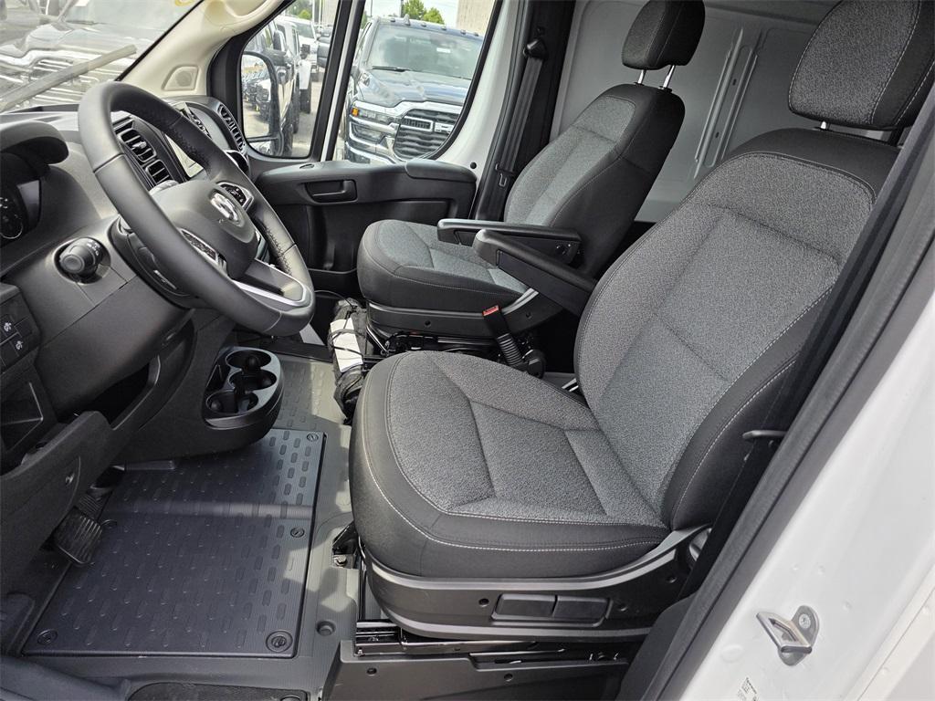 new 2025 Ram ProMaster 2500 car, priced at $45,060
