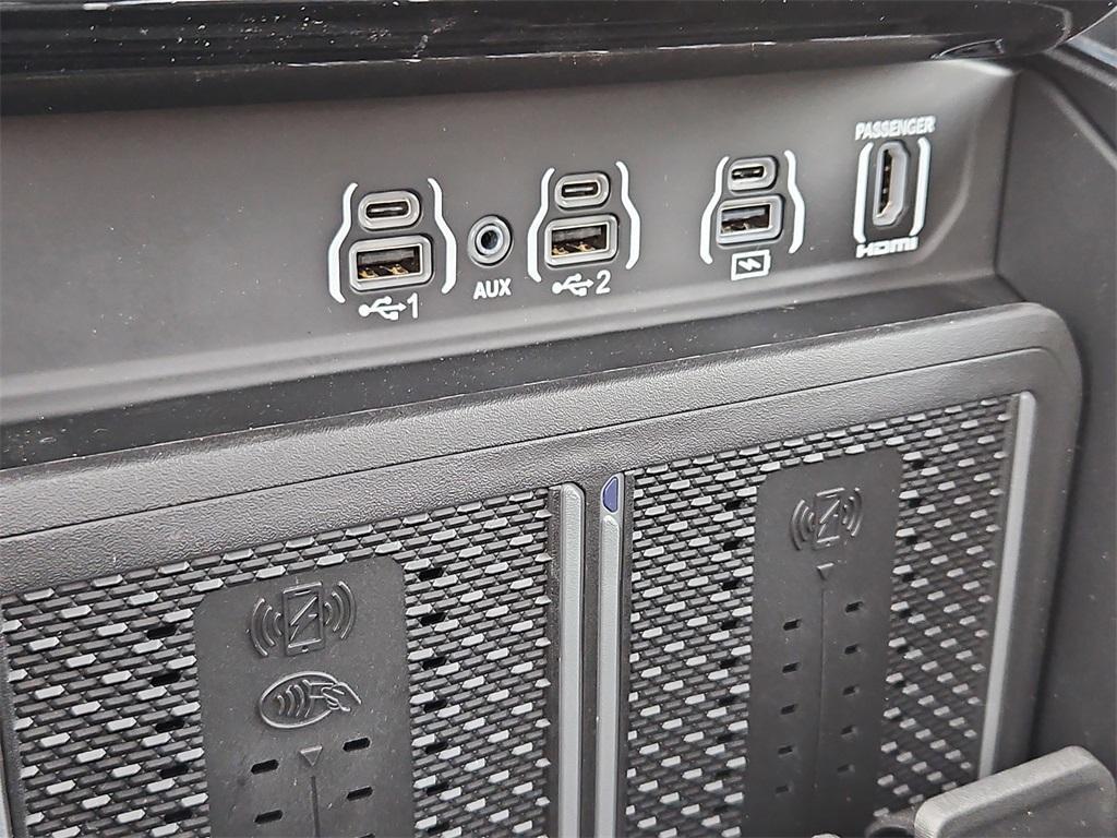 new 2025 Ram 1500 car, priced at $59,772