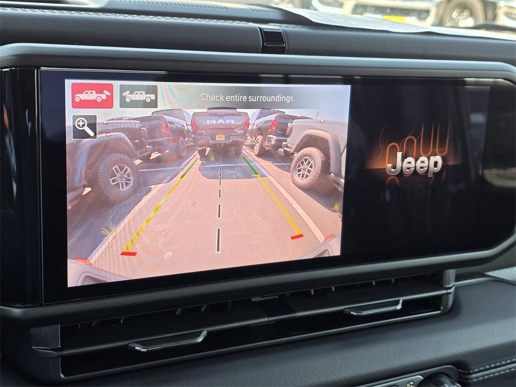 new 2025 Jeep Gladiator car, priced at $47,097