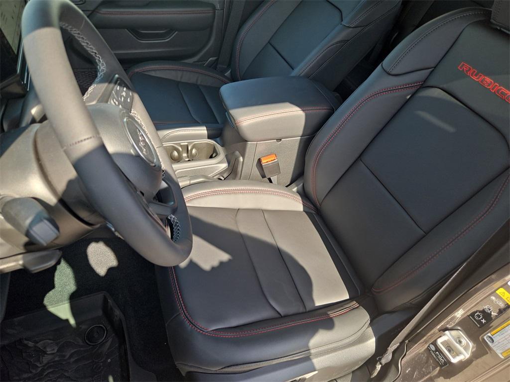 new 2025 Jeep Gladiator car, priced at $46,996