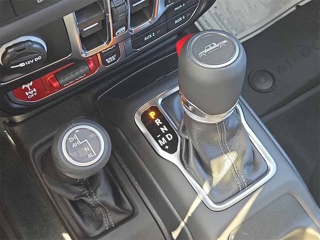 new 2025 Jeep Gladiator car, priced at $46,996