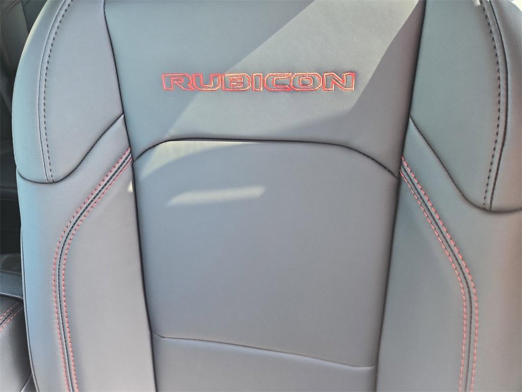 new 2025 Jeep Gladiator car, priced at $46,996