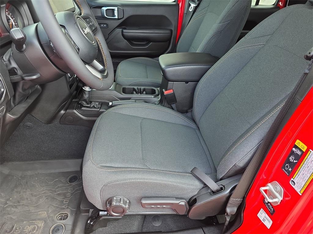 used 2024 Jeep Gladiator car, priced at $33,899