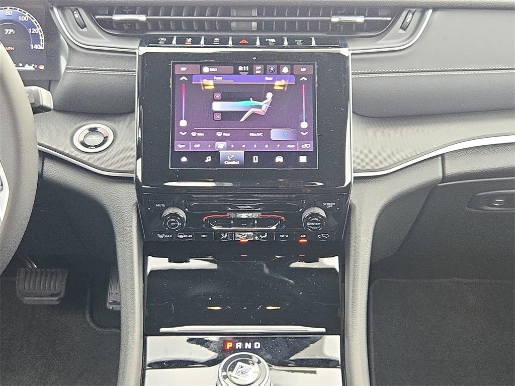 new 2025 Jeep Grand Cherokee L car, priced at $35,385