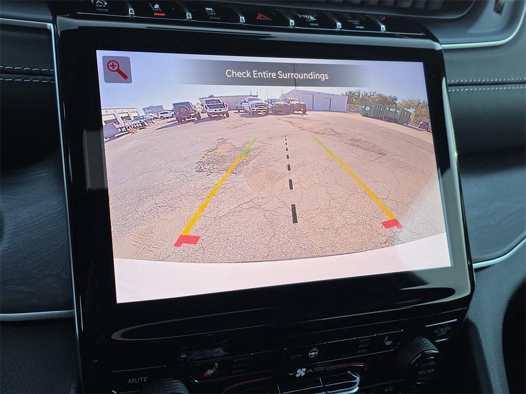 new 2025 Jeep Grand Cherokee L car, priced at $43,882