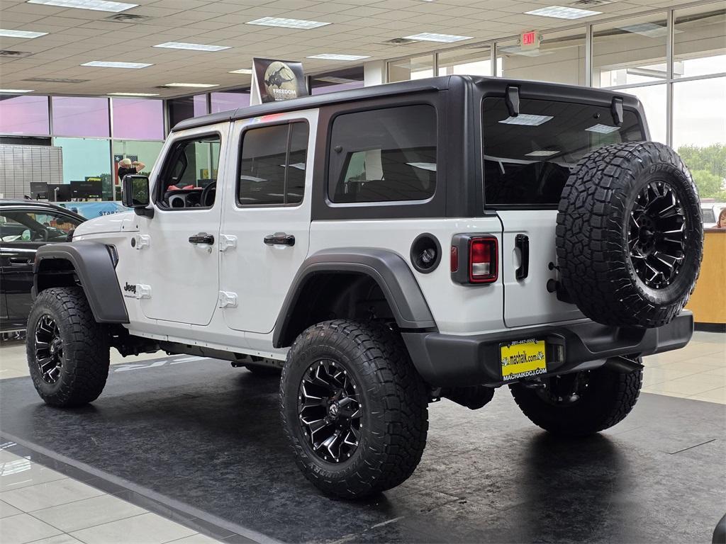 new 2025 Jeep Wrangler car, priced at $52,888