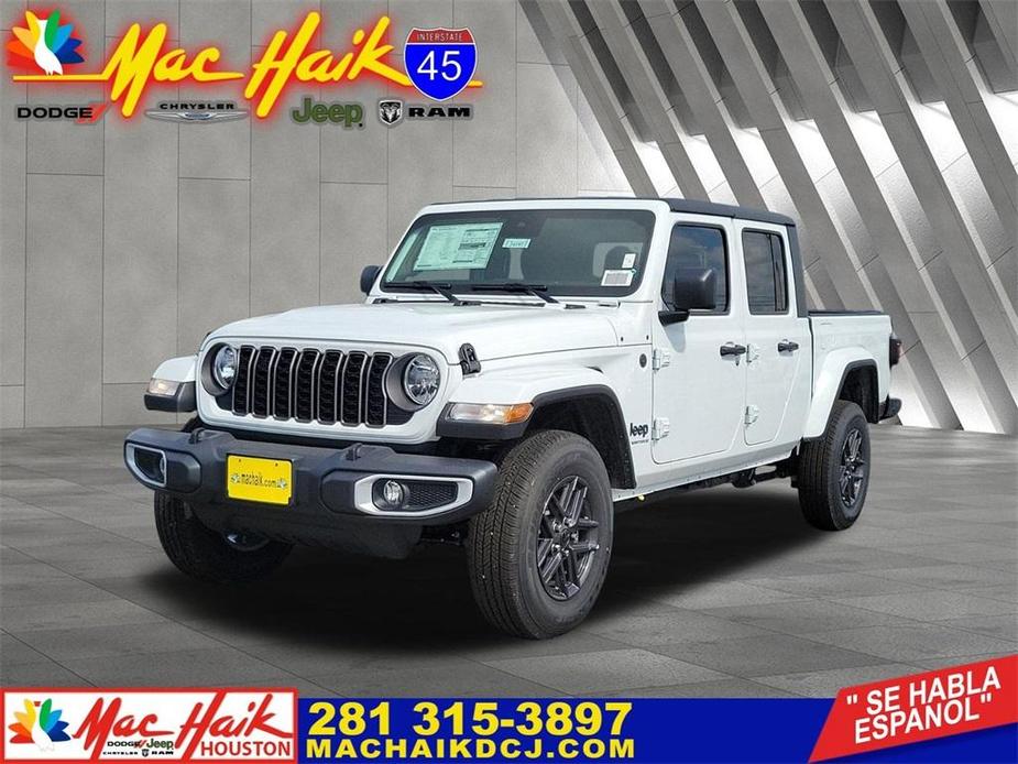 new 2024 Jeep Gladiator car, priced at $40,305