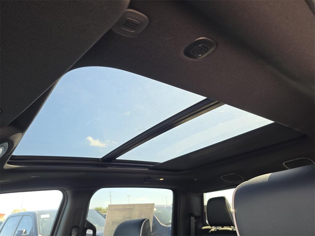 new 2026 Ram 1500 car, priced at $60,627